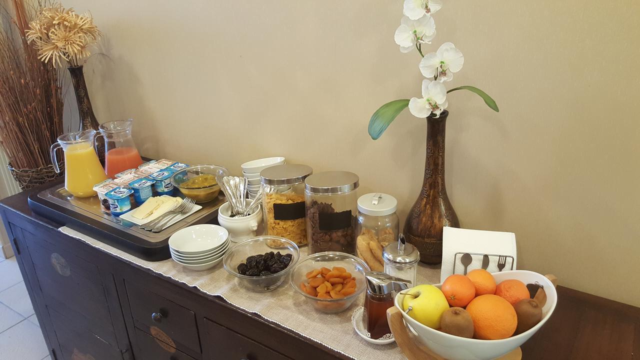 La Breille-les-Pins Logis Hotel Restaurant L'Oree Des Bois מראה חיצוני תמונה