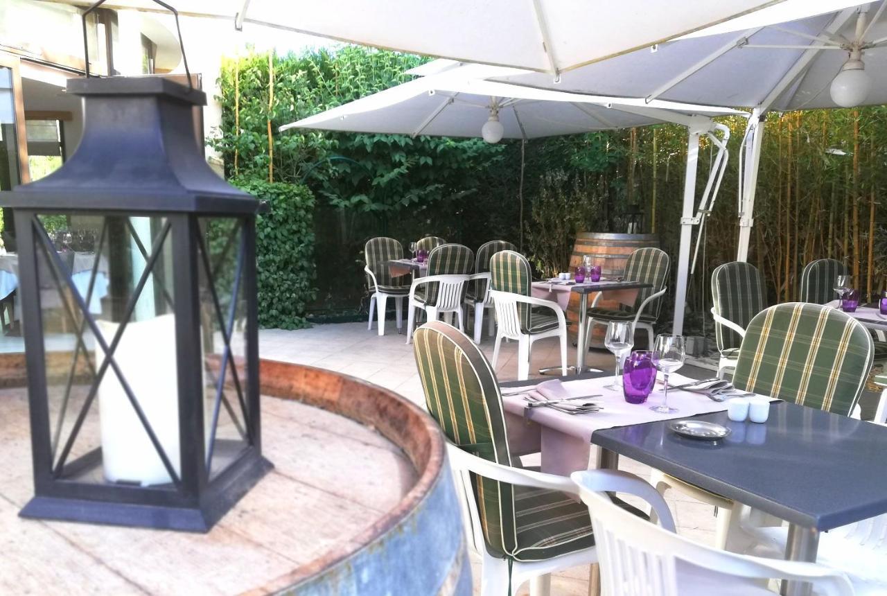 La Breille-les-Pins Logis Hotel Restaurant L'Oree Des Bois מראה חיצוני תמונה